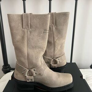 Harley-Davidson Beige Leather Boots